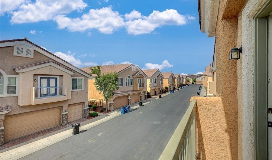 1557 Ward Frontier Ln, Henderson, NV 89002 - 2 Beds, 2 Bath