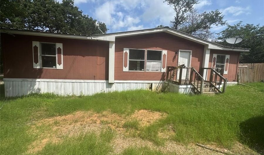 120 Pin Oak St, Alvarado, TX 76009 - 3 Beds, 2 Bath