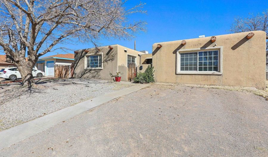 1801 Corte Del Ranchero, Alamogordo, NM 88310 - 4 Beds, 2 Bath