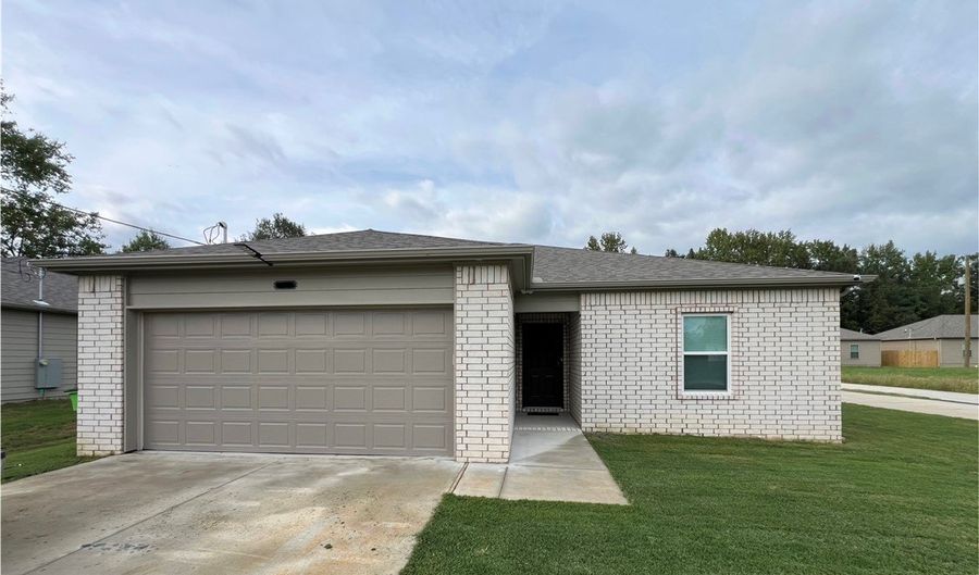 507 E Mississippi St, Beebe, AR 72012 - 3 Beds, 2 Bath