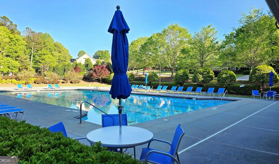 1345 Bentwater Dr, Acworth, GA 30101 - 6 Beds, 4 Bath