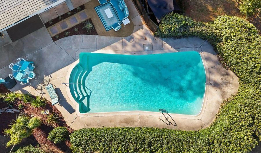 1920 Bernardo, Escondido, CA 92025 - 5 Beds, 4 Bath
