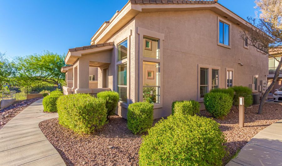 42424 N GAVILAN PEAK Pkwy 24102, Anthem, AZ 85086 - 2 Beds, 3 Bath