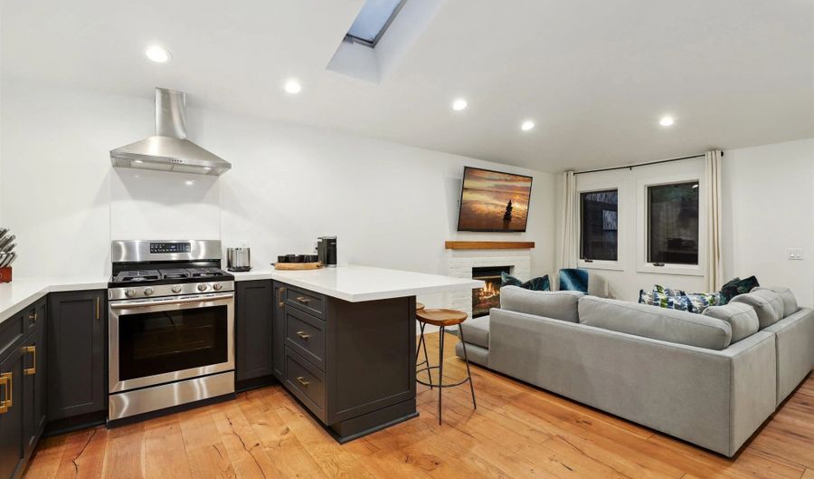 4525-27 Conrad Dr, La Mesa, CA 91941 - 6 Beds, 4 Bath