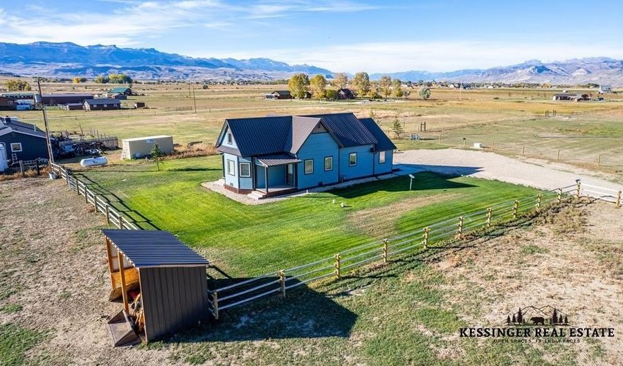 653 Southfork Rd, Cody, WY 82414 - 3 Beds, 2 Bath