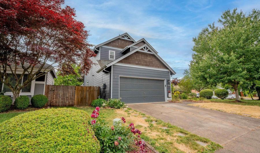 4726 Elk Run Dr SW, Albany, OR 97321 - 3 Beds, 3 Bath