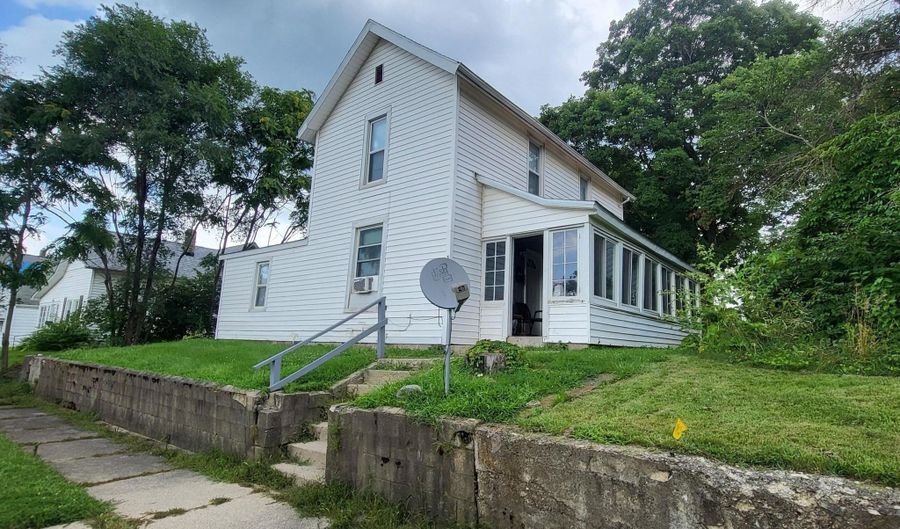 520 Ruddle Ave, Anderson, IN 46012 - 1 Beds, 1 Bath