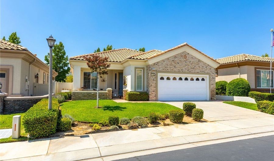 1742 Litchfield Dr, Banning, CA 92220 - 2 Beds, 2 Bath