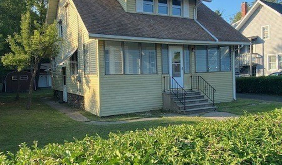 524 Broad St, Bristol, CT 06010 - 2 Beds, 2 Bath