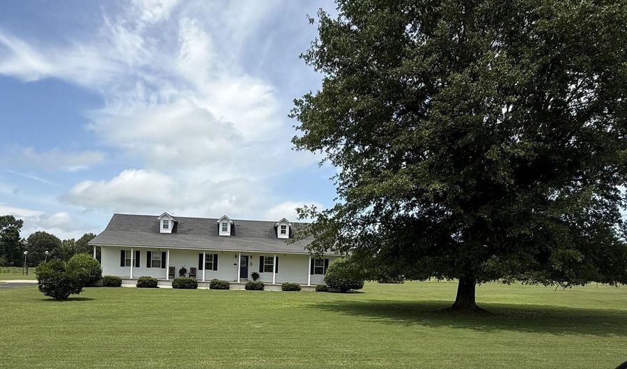 114 Lynnwood Acres, Beebe, AR 72012 - 3 Beds, 2 Bath