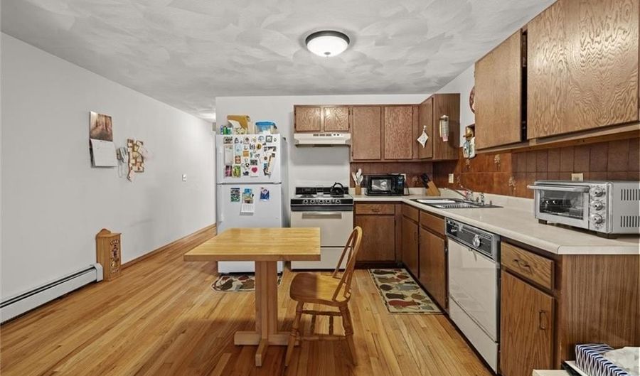 569 Smithfield Rd 24, North Providence, RI 02904 - 2 Beds, 2 Bath
