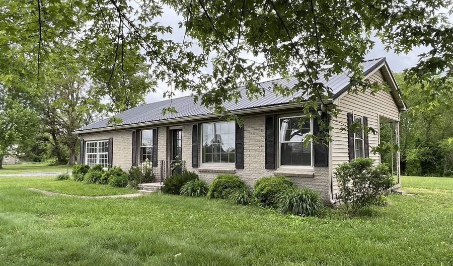 3734 Macedonia Rd, Adolphus, KY 42120 - 3 Beds, 1 Bath