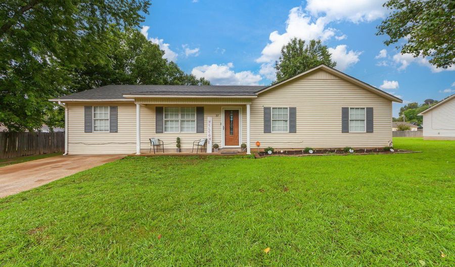 37 W Tracy St, Bells, TN 38006 - 4 Beds, 2 Bath