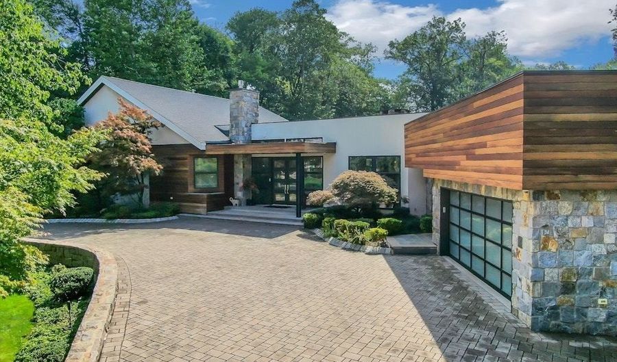 34 Warren Ln, Alpine, NJ 07620 - 5 Beds, 7 Bath