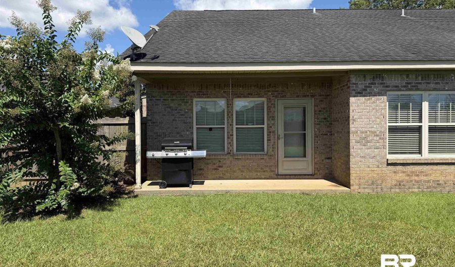 122 Cottage Ln, Atmore, AL 36502 - 3 Beds, 2 Bath