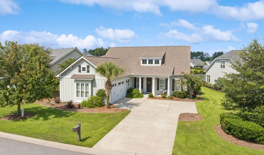 315 Lake Bluff Dr, Bluffton, SC 29910 - 3 Beds, 3 Bath