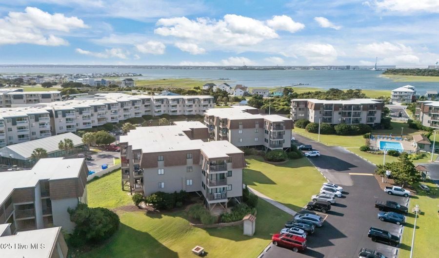 2008 E Fort Macon Rd E H-13, Atlantic Beach, NC 28512 - 2 Beds, 2 Bath