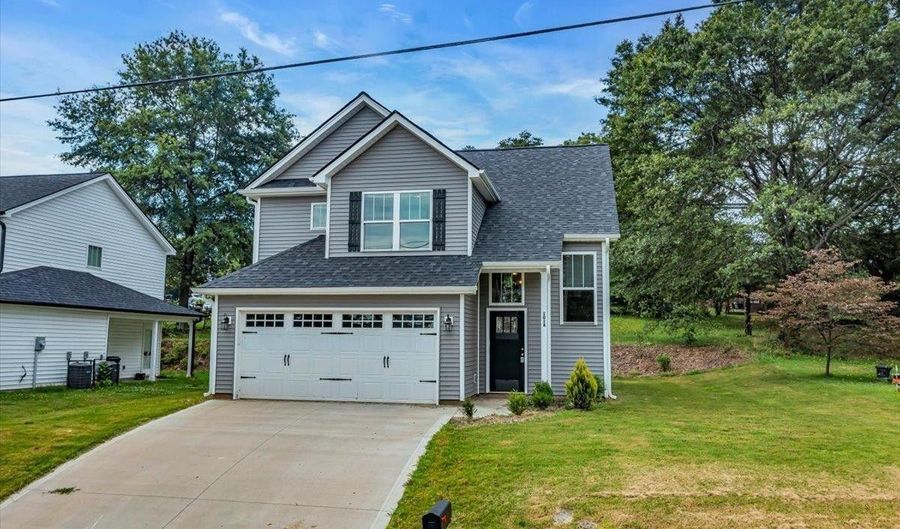 101 A Mountain View Ave, Greer, SC 29650 - 3 Beds, 3 Bath