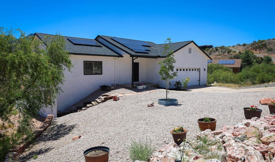 798 Palisades Dr, Clarkdale, AZ 86324 - 4 Beds, 3 Bath