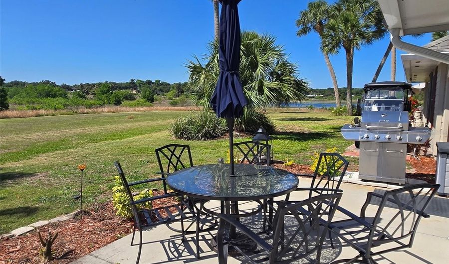 1118 VILLA Ln S, Apopka, FL 32712 - 2 Beds, 2 Bath
