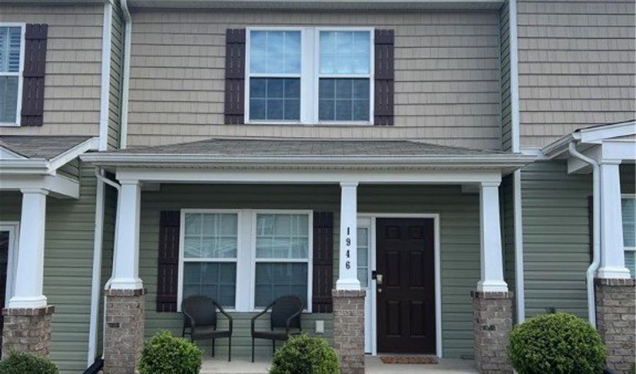 1946 Kennington Park Rd, Aylett, VA 23009 - 2 Beds, 3 Bath