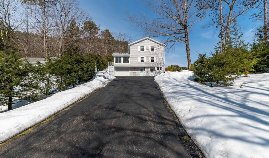 26 Sartwell Ln, Bartlett, NH 03812 - 3 Beds, 3 Bath