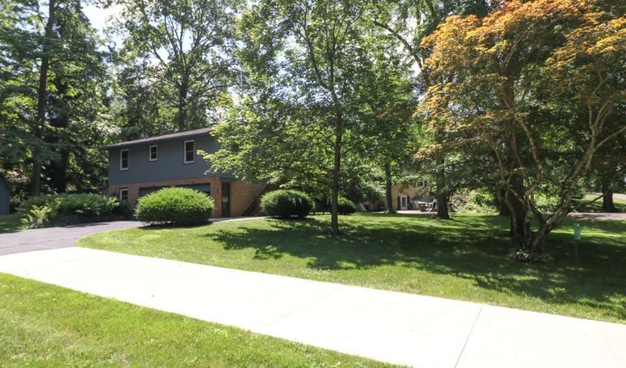 411 Lakeshore Rd, Ashland, OH 44805 - 2 Beds, 2 Bath