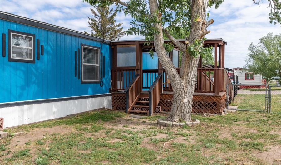 315 S FORK Rd, Cheyenne, WY 82007 - 3 Beds, 2 Bath