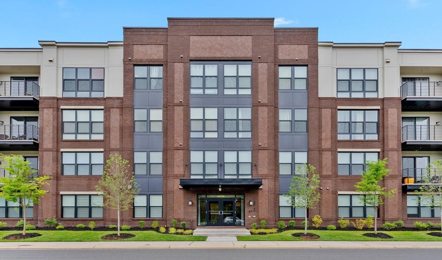 43795 TRANSIT Sq 107, Ashburn, VA 20147 - 1 Beds, 1 Bath