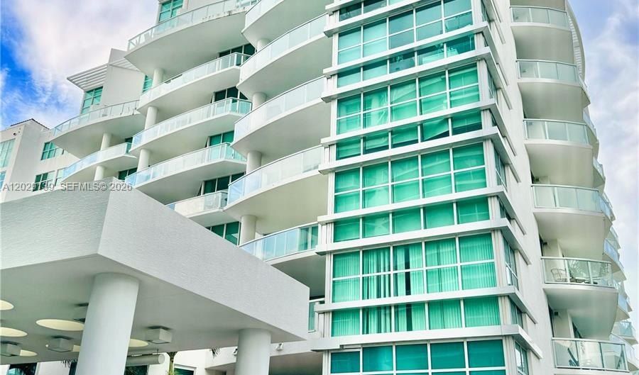 3131 NE 188th St 2-1213, Aventura, FL 33180 - 2 Beds, 3 Bath