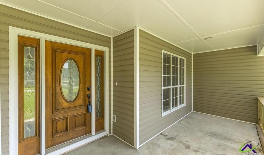 355 Old Oak Rd, Macon, GA 31216 - 3 Beds, 3 Bath