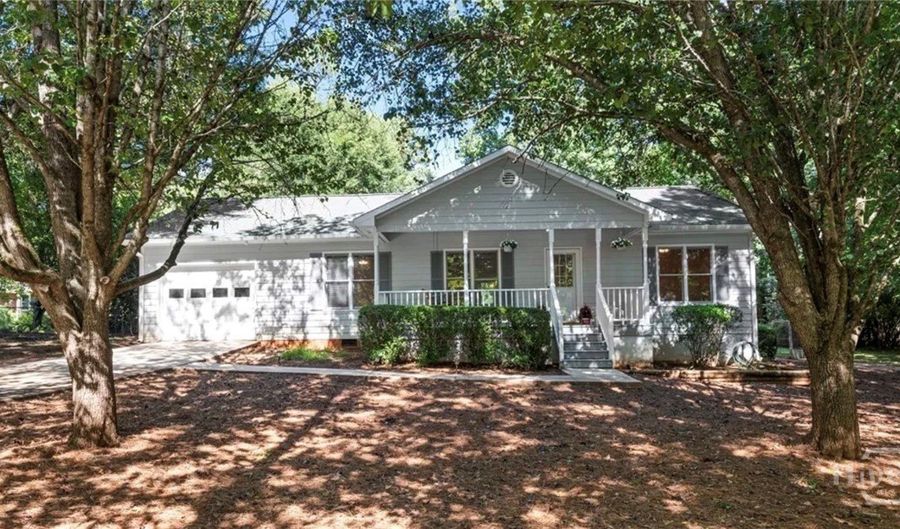 145 Hidden Timber Ct, Athens, GA 30605 - 3 Beds, 2 Bath