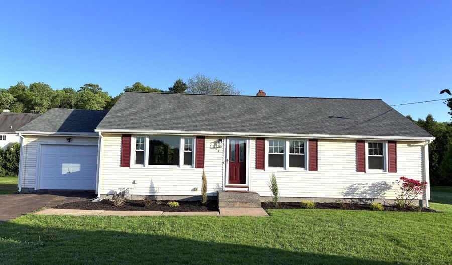 244 Spruce Brook Rd, Berlin, CT 06037 - 3 Beds, 1 Bath