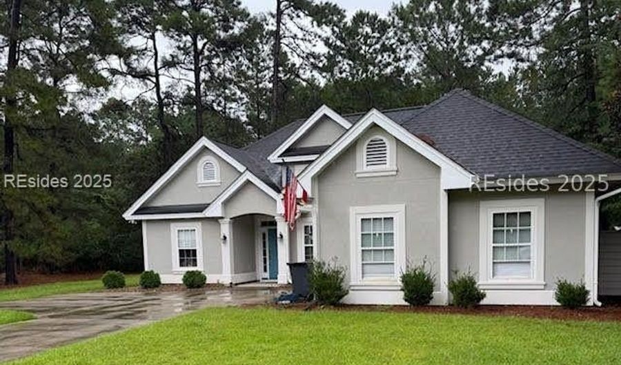 48 Heritage Lakes Dr, Bluffton, SC 29910 - 3 Beds, 2 Bath