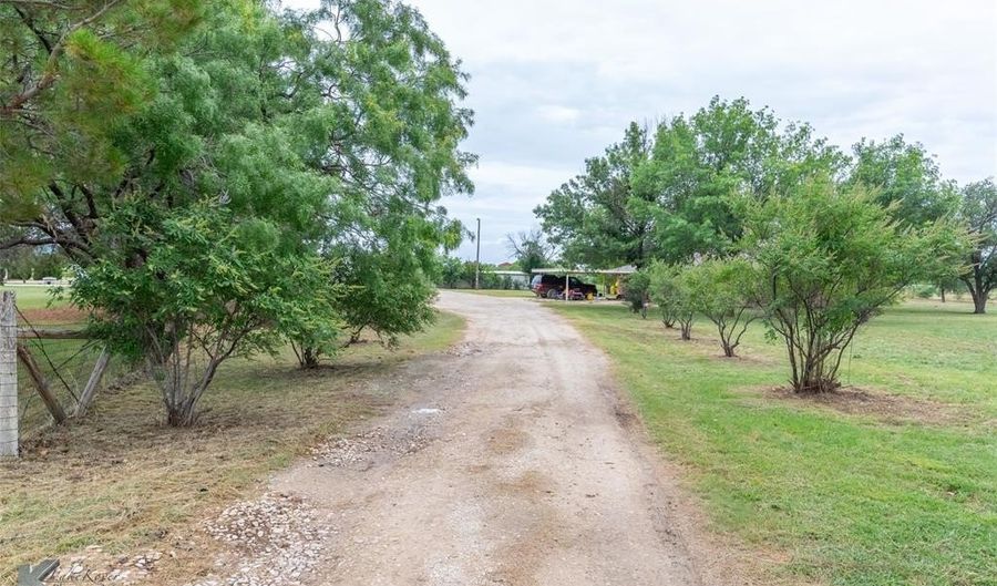 130 Fieldstone Rd, Abilene, TX 79602 - 4 Beds, 2 Bath