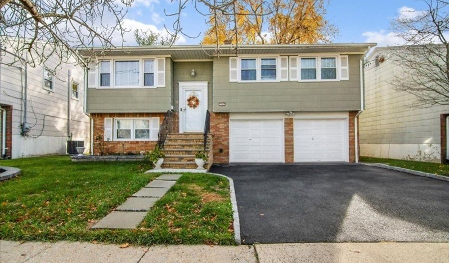 14 Dorothea Ter, Belleville, NJ 07109 - 4 Beds, 2 Bath