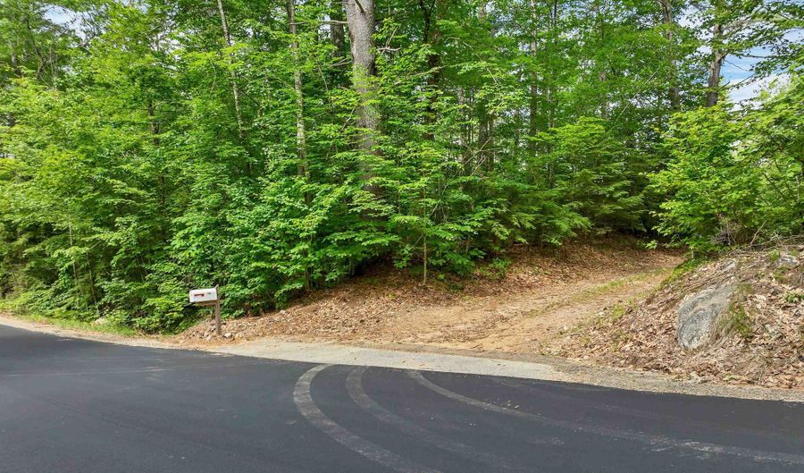 436 Avery Hill Rd, Alton, NH 03810 - 3 Beds, 2 Bath