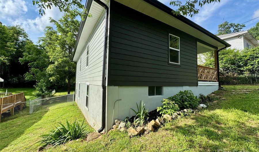16 Cherry St, Badin, NC 28001 - 3 Beds, 2 Bath