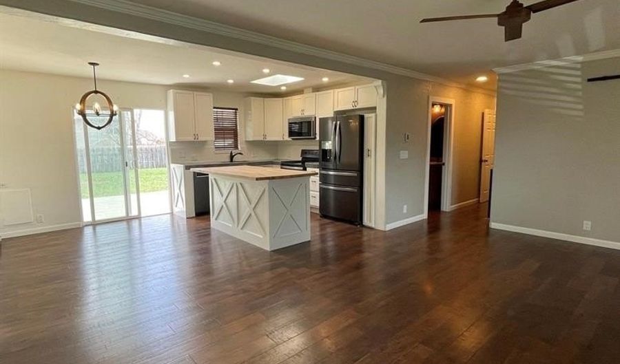 111 Secretariat St, Belgrade, MT 59714 - 3 Beds, 2 Bath