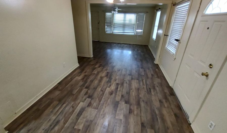 2203 26th St, Pascagoula, MS 39581 - 3 Beds, 2 Bath