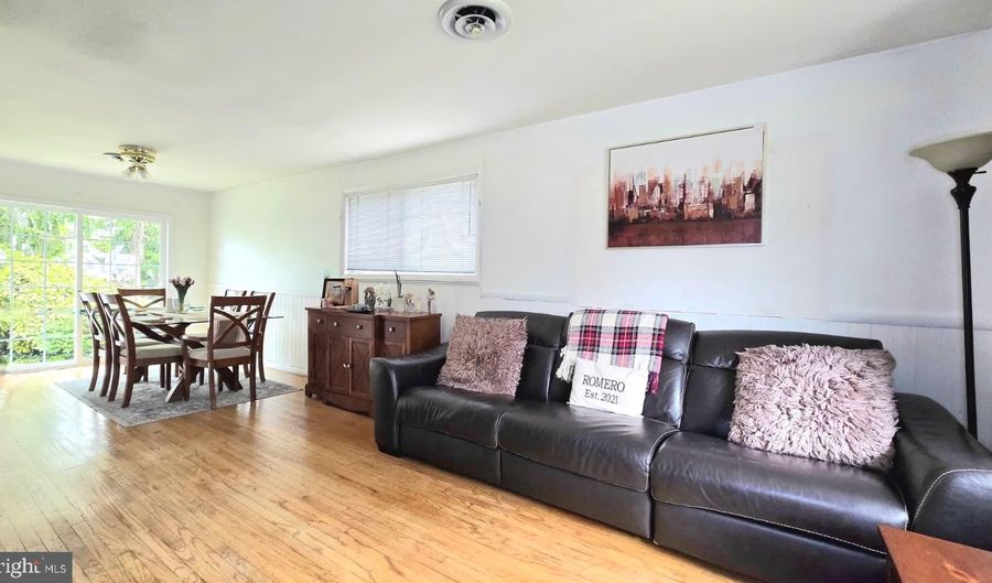 99 SPRINGFIELD Rd, Aldan, PA 19018 - 3 Beds, 2 Bath