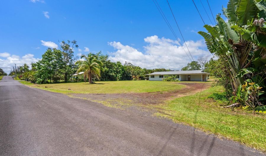 15-1520 23RD Ave, Keaau, HI 96749 - 6 Beds, 6 Bath