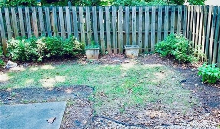 305 Brantley Rd, Atlanta, GA 30350 - 3 Beds, 3 Bath