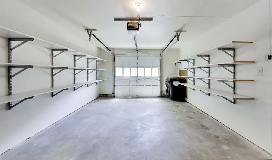 6619 IRVIN Pl, Alexandria, VA 22312 - 3 Beds, 4 Bath