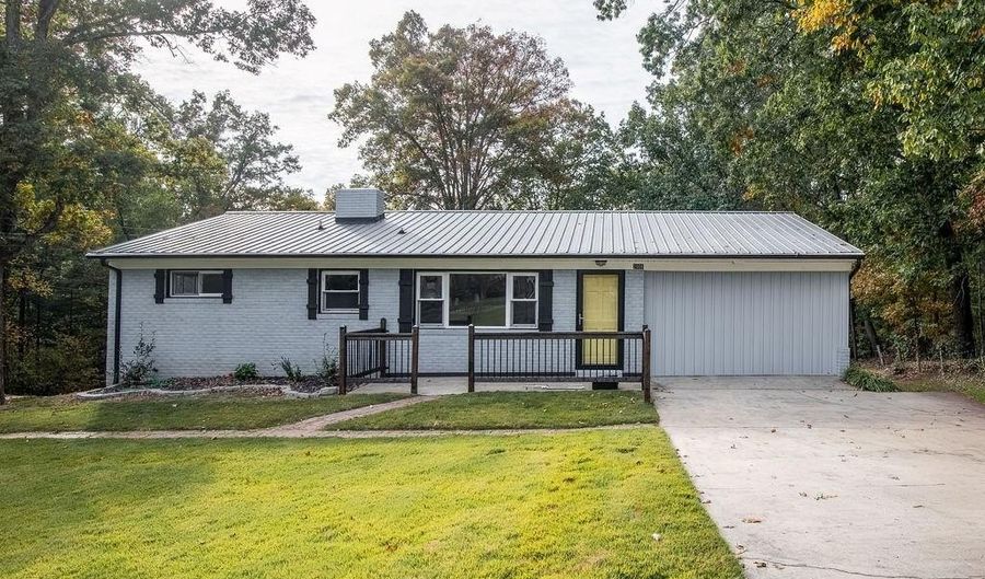 2006 Lambert Dr, Asheboro, NC 27205 - 3 Beds, 2 Bath