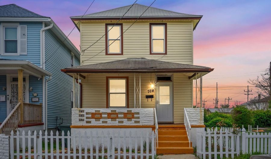 704 N Michigan Ave, Atlantic City, NJ 08401 - 3 Beds, 2 Bath