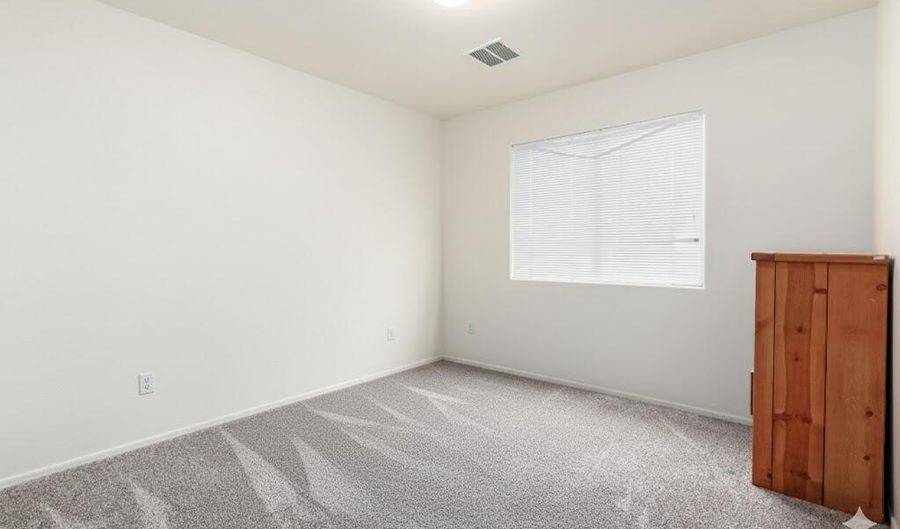 100 N BRADLEY Dr, Chandler, AZ 85226 - 4 Beds, 2 Bath