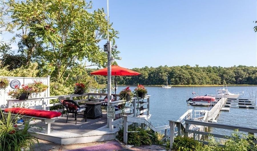 110 Rocky Hollow Rd, East Greenwich, RI 02818 - 2 Beds, 2 Bath