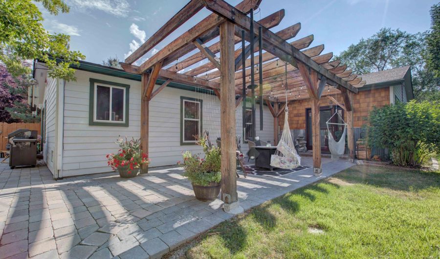 201 Lollipop Ln, Bellevue, ID 83313 - 4 Beds, 3 Bath