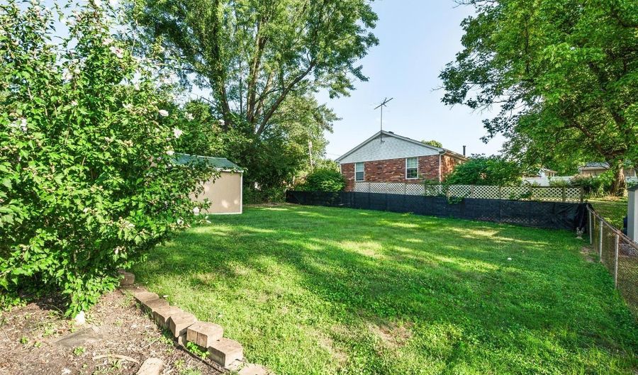1016 Anderson Hills Dr, Anderson Twp., OH 45230 - 3 Beds, 2 Bath
